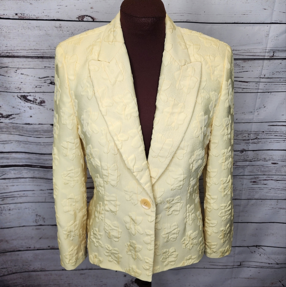Garfield & Mark Yellow Floral Blazer Size 6